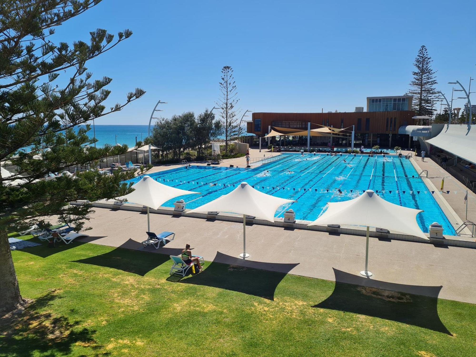 Scarborough Beach Front Resort - Shell Ten Perth Exteriör bild